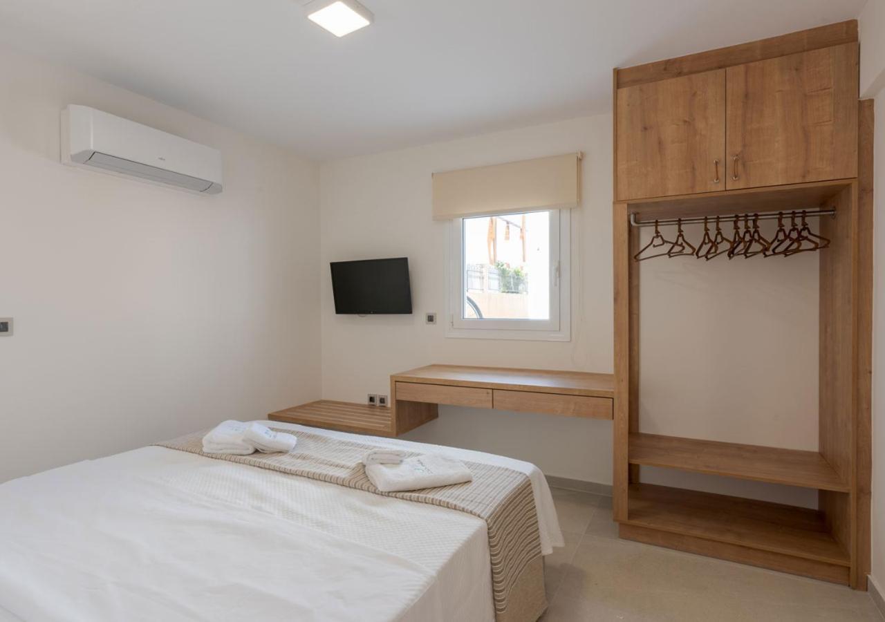 Costa Vasia Seaside Suites And Apartments Врахати Экстерьер фото