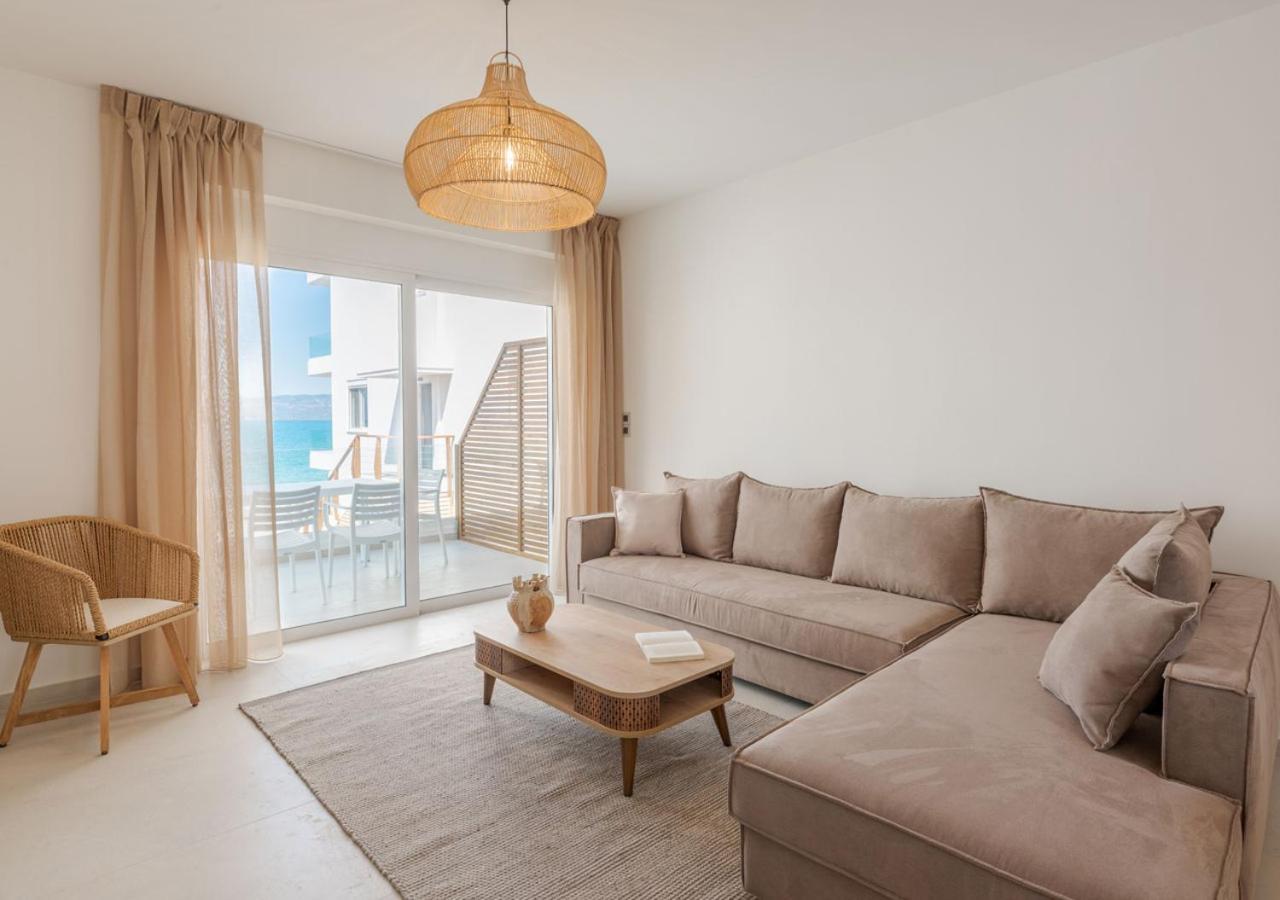 Costa Vasia Seaside Suites And Apartments Врахати Экстерьер фото