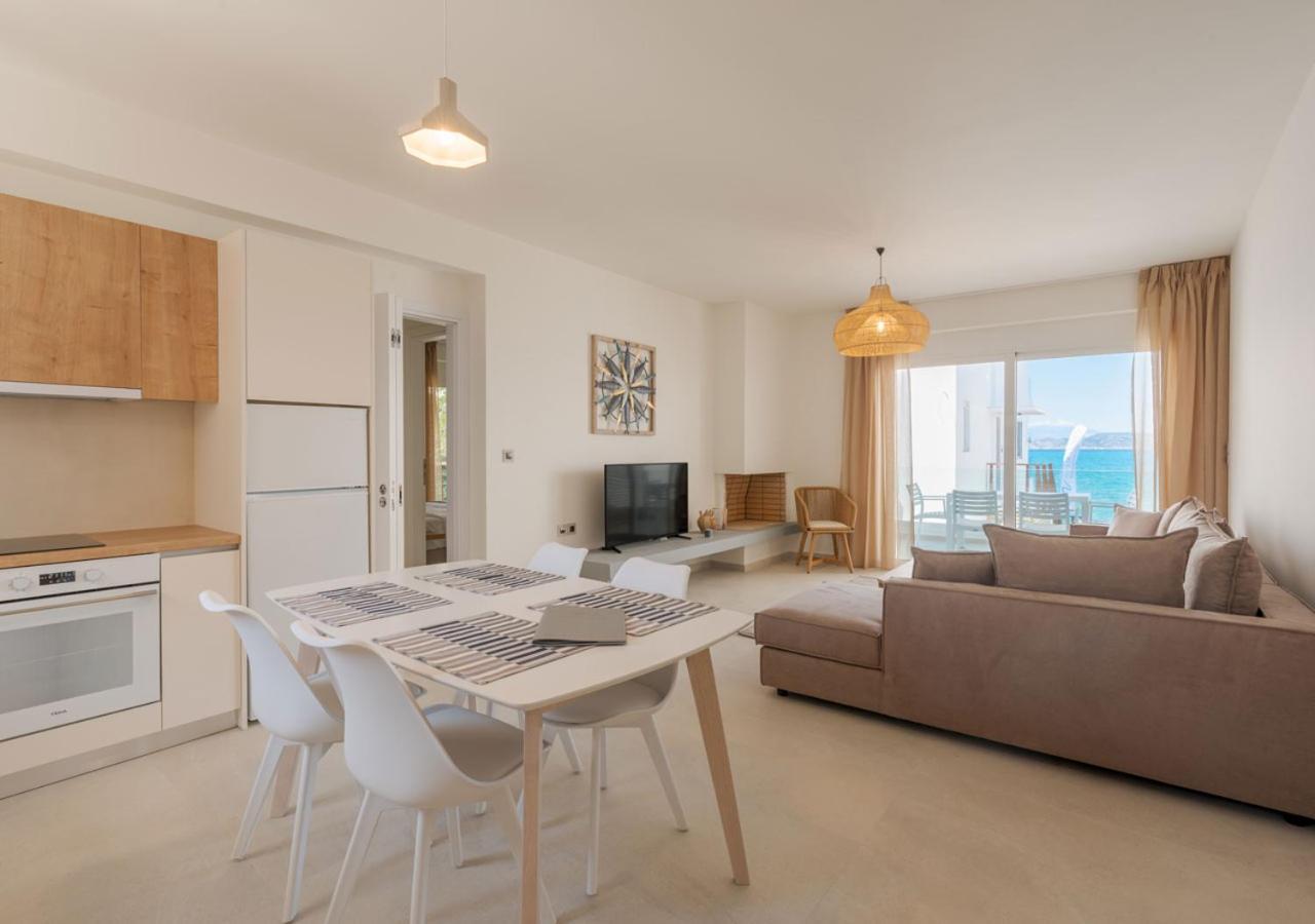 Costa Vasia Seaside Suites And Apartments Врахати Экстерьер фото