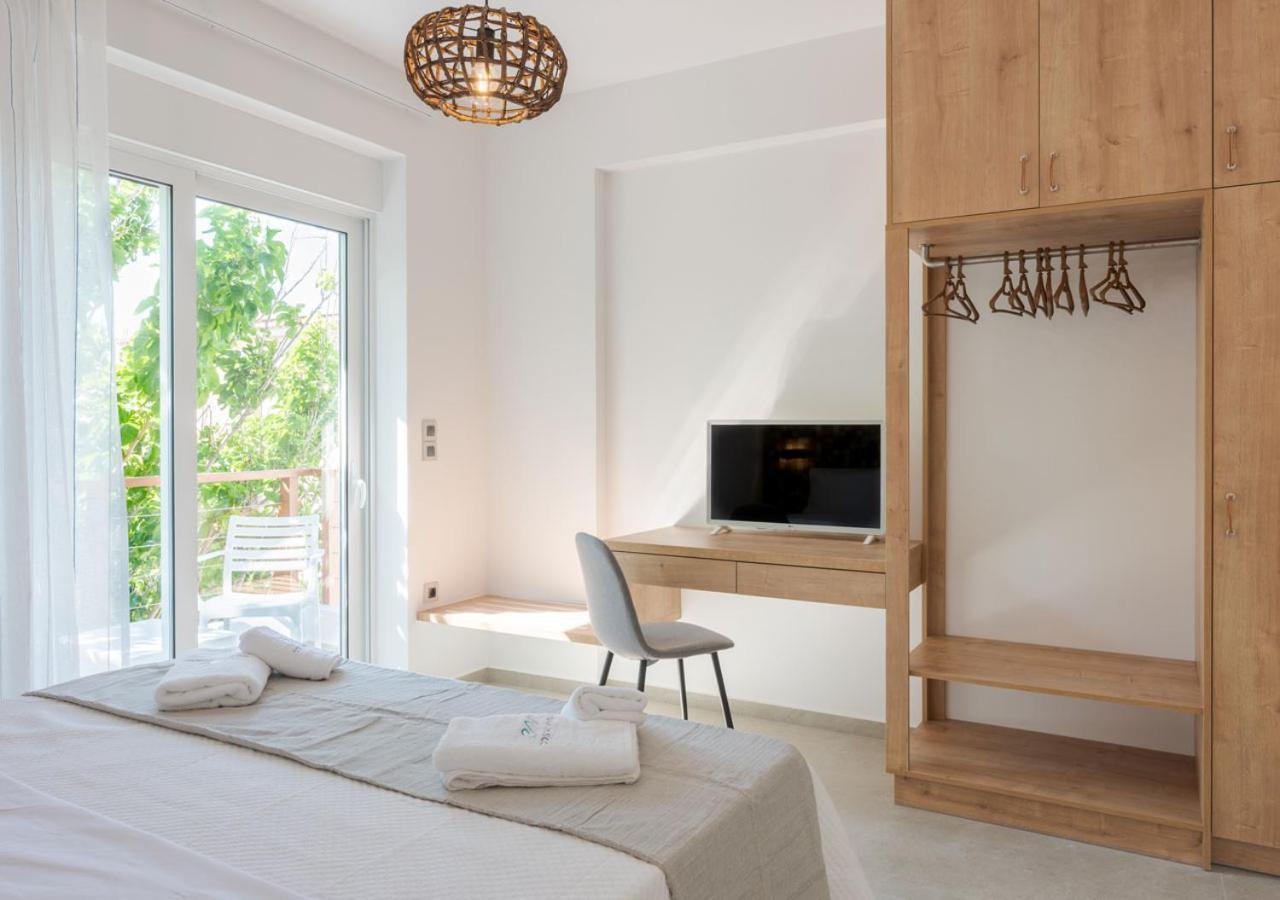 Costa Vasia Seaside Suites And Apartments Врахати Экстерьер фото